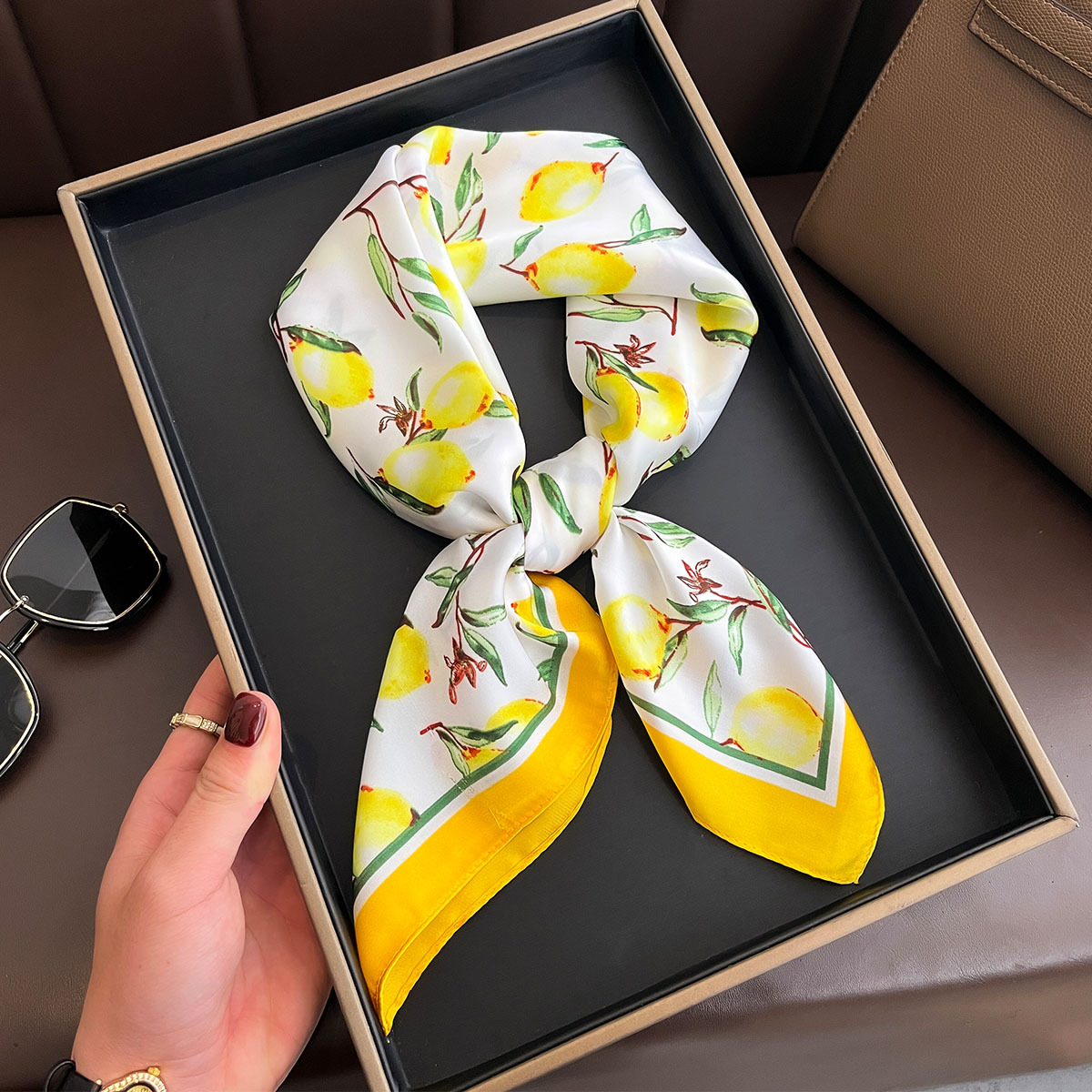 2025 New Yellow Lemon Print Sq - đánh giá và giá Silk Tie Woven